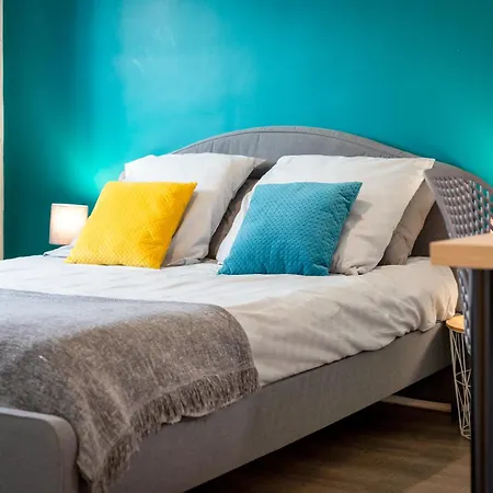 Confort - Parking Prive Gratuit Apartament