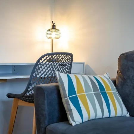 Apartament Confort - Parking Prive Gratuit *