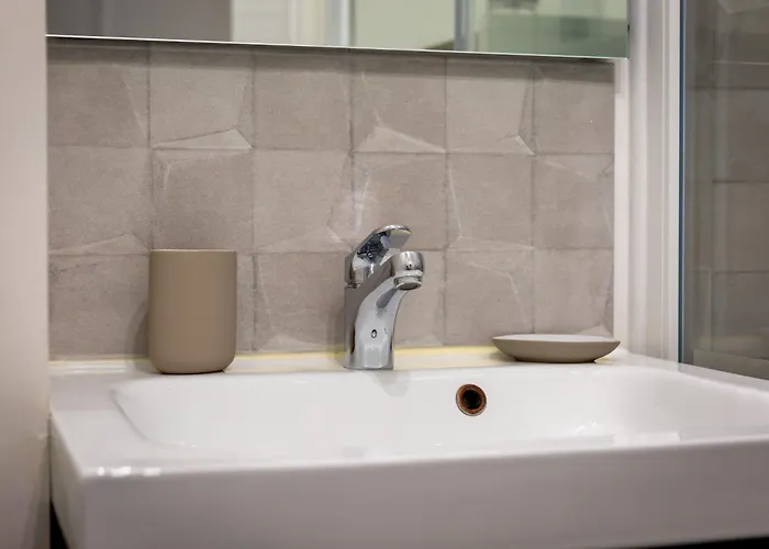 Confort - Parking Prive Gratuit Apartment *