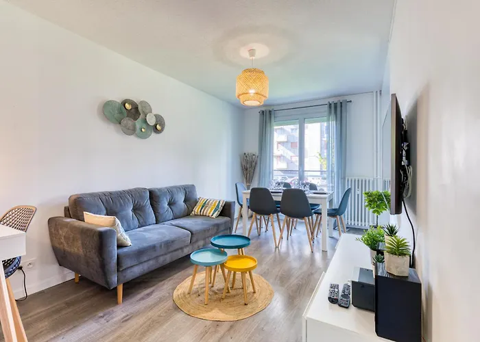 Confort - Parking Prive Gratuit Apartment